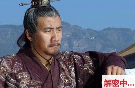 体育:路上同行还是独自领航？——对热搜“在路上找同伴 而不是拉人上路”的深度思考